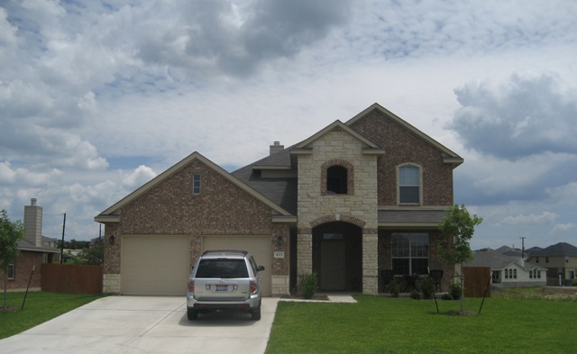 433 W Iowa Drive